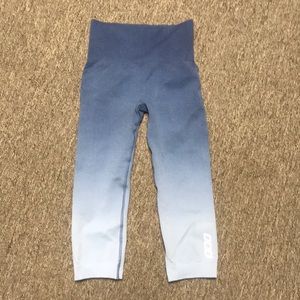 Lorna Jane Ombré Leggings Size Small